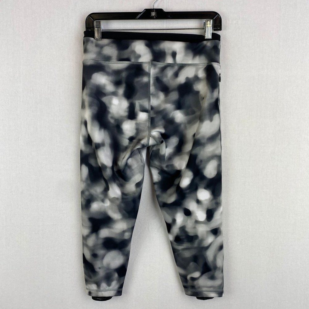 ADIDAS Abstract Cropped Legging - Picture 6 of 9